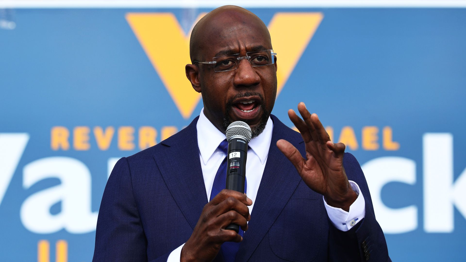 Democrat Raphael Warnock beats Kelly Loeffler in Georgia Senate runoff - Axios